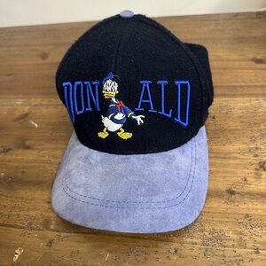 Vintage 90s Donald Duck Hat Snapback The Disney Store Graphic Cap Blue Black